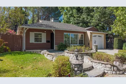 18276 Rosita, Tarzana, CA 91356 - Photo 2