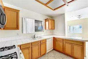 9315 Burnet Ave, North Hills, CA 91343 - Photo 6