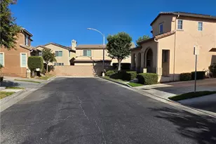 28930 Via ADELENA, Valencia, CA 91354 - Photo 18