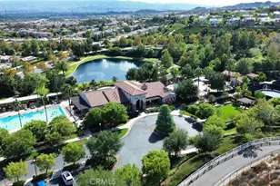 28930 Via ADELENA, Valencia, CA 91354 - Photo 32