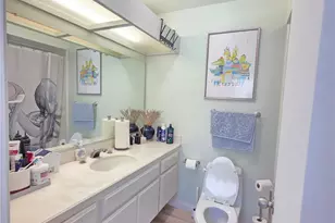 23541 Victory, West Hills, CA 91307 - Photo 18