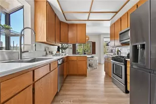 13331 Moorpark, Sherman Oaks, CA 91423 - Photo 18