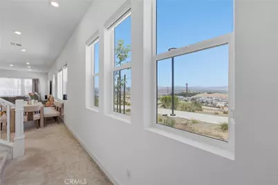 26729 Blue Hills Lp, Valencia, CA 91381 - Photo 10
