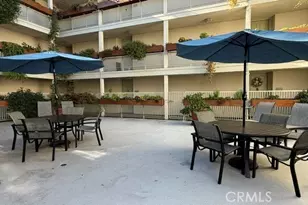1230 N Sweetzer Ave, West Hollywood, CA 90069 - Photo 28
