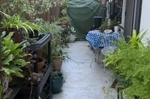 1230 N Sweetzer Ave, West Hollywood, CA 90069 - Photo 20