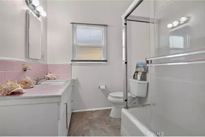 19148 Hart, Reseda, CA 91335 - Photo 28