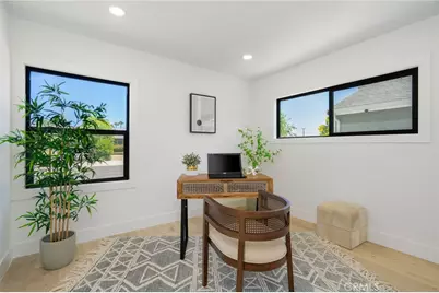 17200 Lanark Street, Lake Balboa, CA 91406 - Photo 14