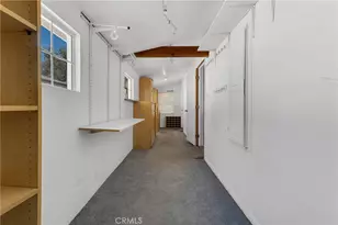 8101 Lemona, Los Angeles, CA 91402 - Photo 20