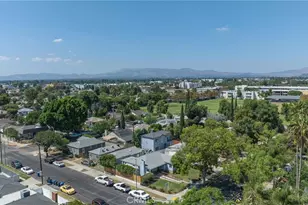 8101 Lemona, Los Angeles, CA 91402 - Photo 34