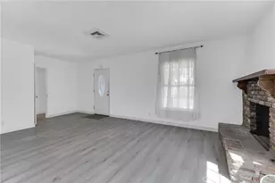 8101 Lemona, Los Angeles, CA 91402 - Photo 6