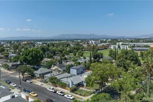 8101 Lemona, Los Angeles, CA 91402 - Photo 30