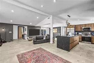 20562 Skouras, Winnetka, CA 91306 - Photo 6