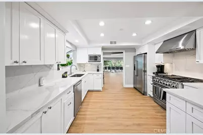 3716 Crownridge, Sherman Oaks, CA 91403 - Photo 10