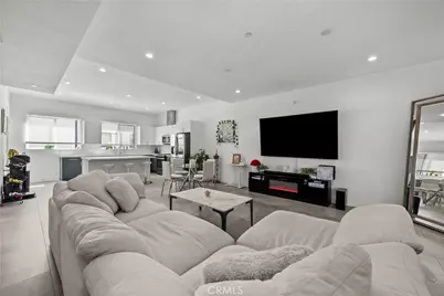 8404 Woodley Place, North Hills, CA 91343 - Photo 8