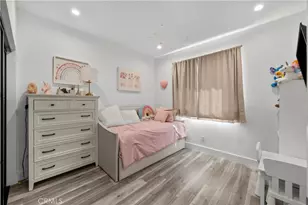 8404 Woodley Pl, North Hills, CA 91343 - Photo 18