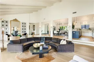 4234 Alhama Dr, Woodland Hills, CA 91364 - Photo 2