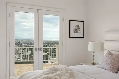 8527 Hedges Way, Los Angeles, CA 90069 - Photo 38