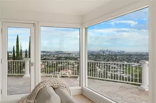 8527 Hedges Way, Los Angeles, CA 90069 - Photo 14