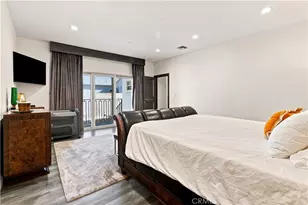 430 N Parish Pl, Burbank, CA 91506 - Photo 22