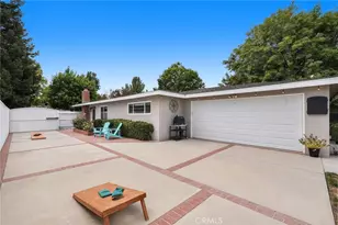 22641 Dolorosa, Los Angeles, CA 91367 - Photo 18