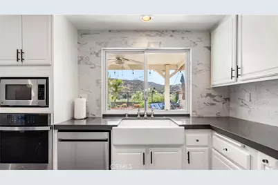 20416 Samual, Saugus, CA 91350 - Photo 8