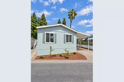 26 Coronado, Mission Hills (San Fernando), CA 91345 - Photo 2