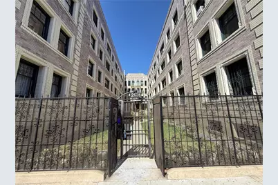 2121 James M Wood #110, Los Angeles, CA 90006 - Photo 16
