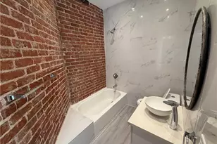 2121 James M Wood, Los Angeles, CA 90006 - Photo 8