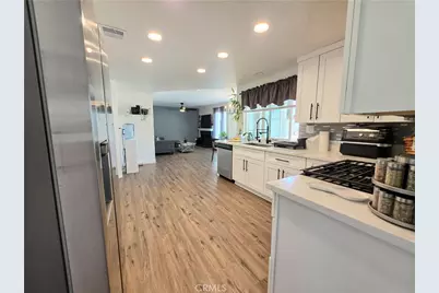 1948 Spanish Broom, Palmdale, CA 93550 - Photo 6