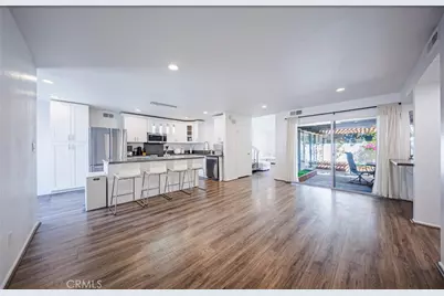 10415 Larwin, Chatsworth, CA 91311 - Photo 12