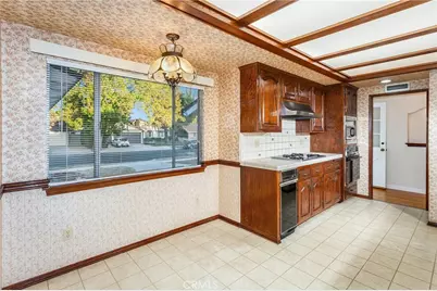 8037 Glade Avenue, Canoga Park, CA 91304 - Photo 6