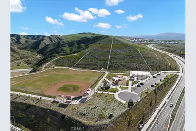 18135 Tableau Way, Saugus, CA 91350 - Photo 46