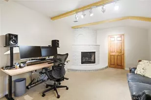 13616 Delano, Los Angeles, CA 91401 - Photo 16