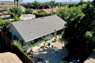 11454 Sunburst St, Sylmar, CA 91342 - Photo 28