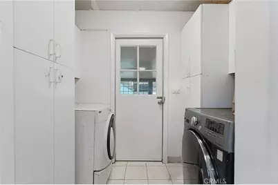 8233 Fallbrook, West Hills, CA 91304 - Photo 28