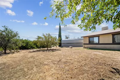 7684 Oakwood Avenue, Hesperia, CA 92345 - Photo 14