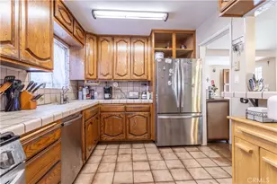 10118 Telfair, Pacoima, CA 91331 - Photo 12