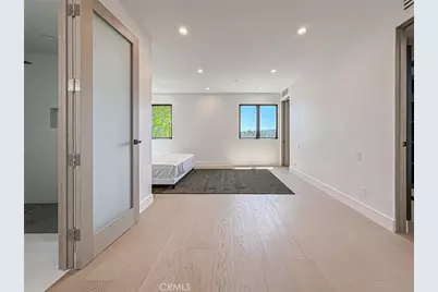 5134 Medina, Woodland Hills, CA 91364 - Photo 34