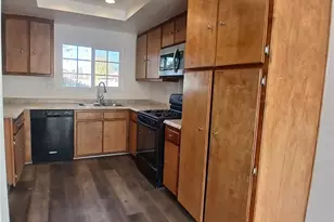 1642 Lauterbach, Lancaster, CA 93535 - Photo 6