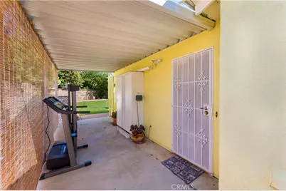 23321 Bassett Street, West Hills, CA 91307 - Photo 26