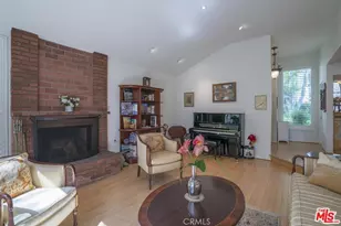 21901 Burbank, Woodland Hills, CA 91367 - Photo 12