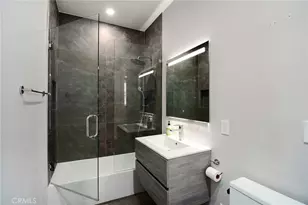 5216 Yarmouth Ave, Encino, CA 91316 - Photo 14