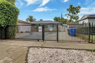 13448 Hart St, Los Angeles, CA 91405 - Photo 4