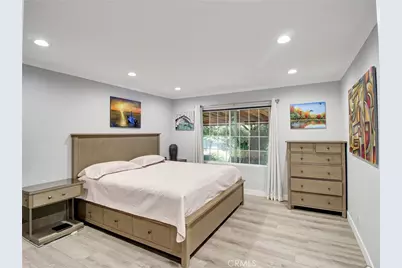 13448 Hart Street, Los Angeles, CA 91405 - Photo 22
