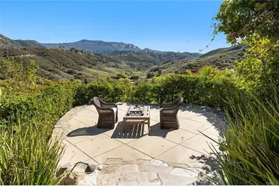 24920 Paseo Del Rancho, Calabasas, CA 91302 - Photo 16