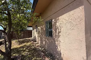 10004 San Fernando Rd, Pacoima, CA 91331 - Photo 18