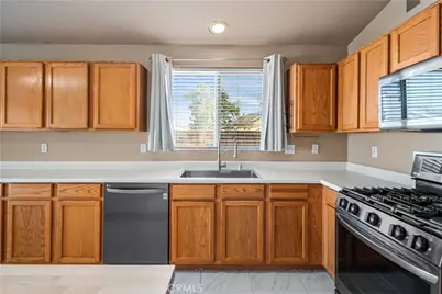 2335 Gable Court, Rosamond, CA 93560 - Photo 14