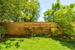 28306 Agajanian, Saugus, CA 91390 - Photo 44