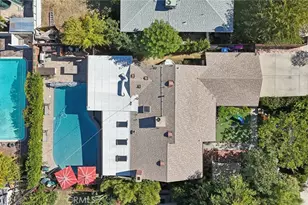 18937 Sylvan St, Tarzana, CA 91335 - Photo 46