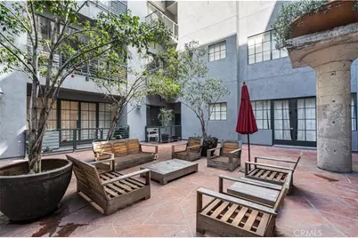 420 S San Pedro #211, Los Angeles, CA 90013 - Photo 12